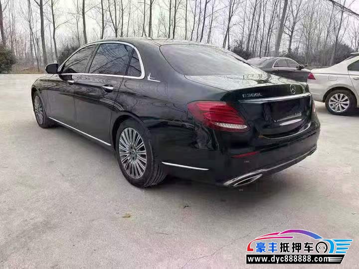 20年奔驰E轿车抵押车出售