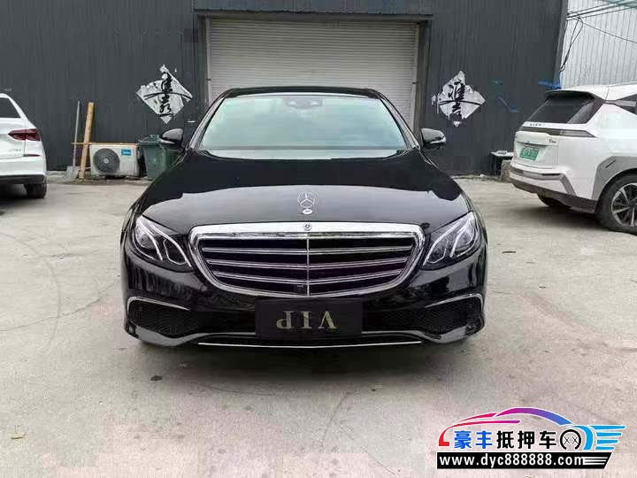 18年奔驰E轿车抵押车出售