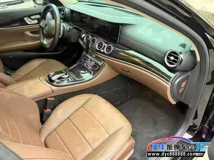 18年奔驰E轿车抵押车出售