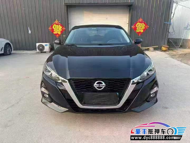 22年日产天籁轿车抵押车出售