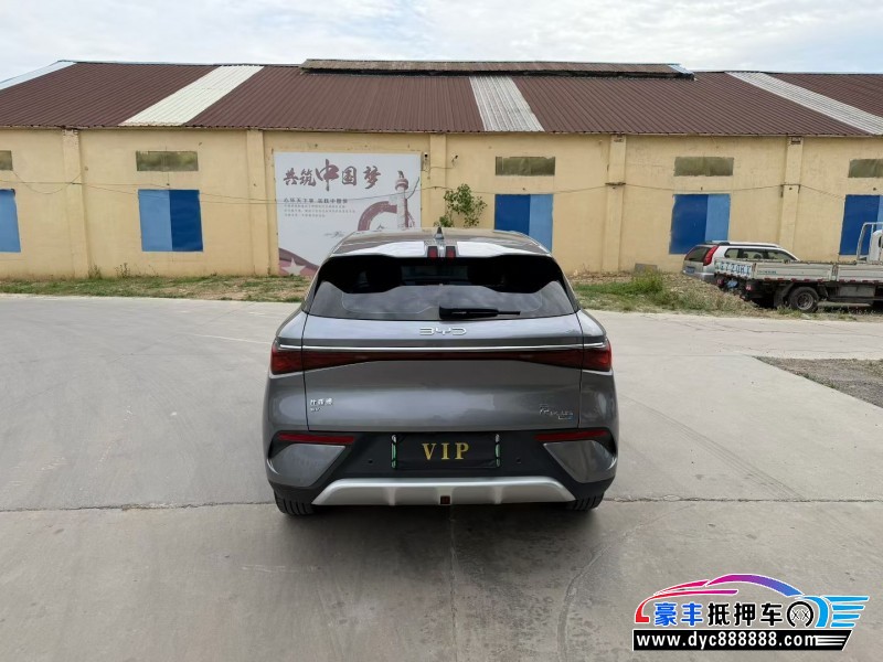 25年比亚迪元轿车抵押车出售