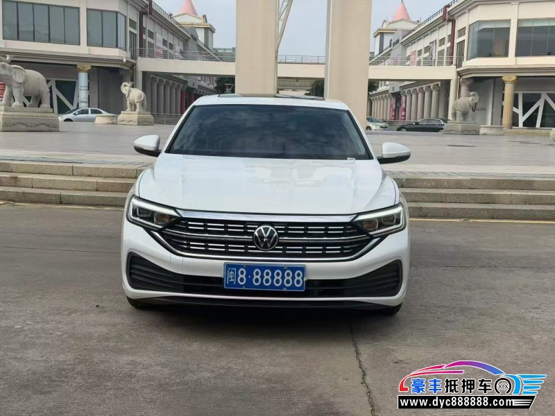 抵押车出售25年大众速腾轿车