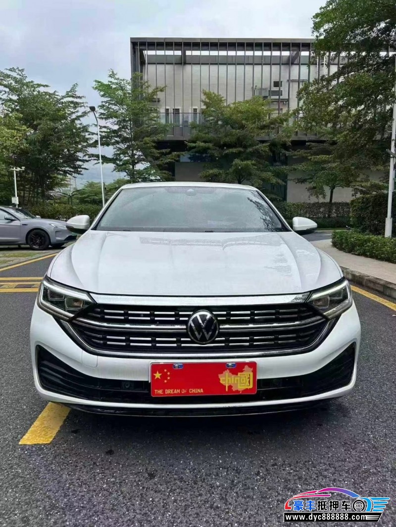抵押车出售23年大众速腾轿车