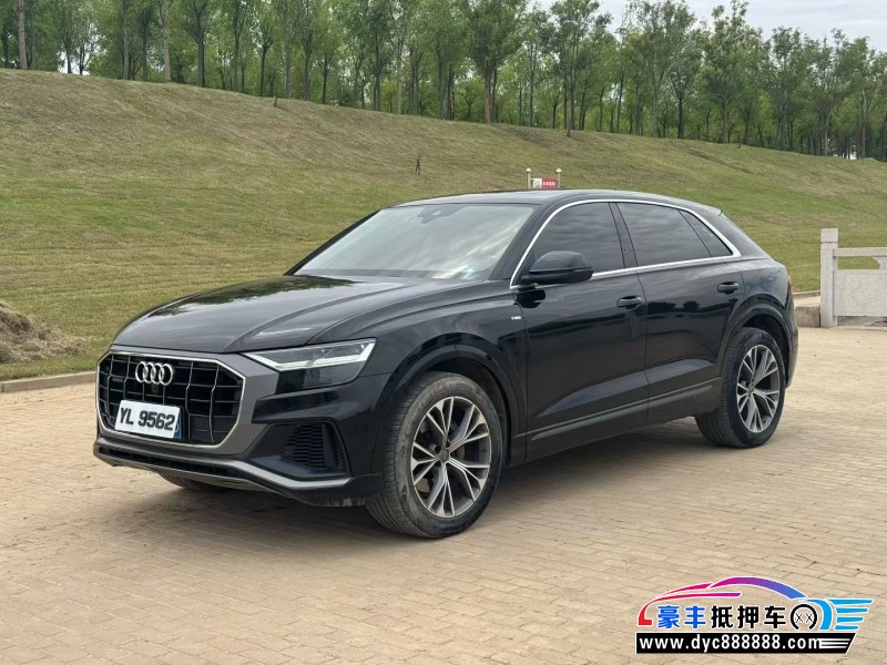20年奥迪Q8SUV抵押车出售