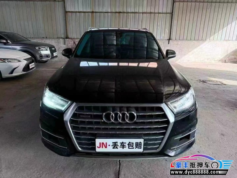 抵押车出售16年奥迪Q7轿车