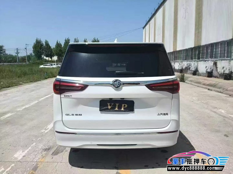 20年别克GL8轿车抵押车出售