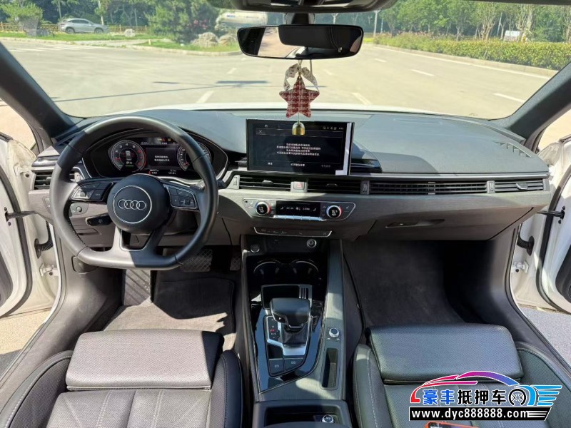 23年奥迪A4L轿车抵押车出售