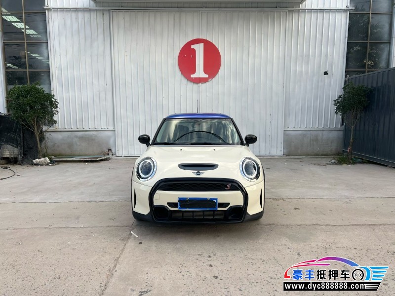 抵押车出售22年宝马MINI轿车