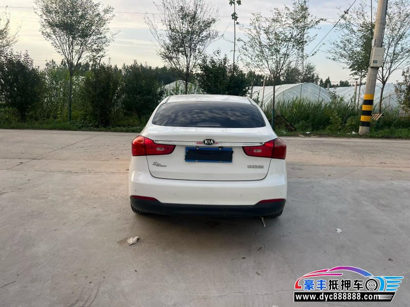 13年起亚K3轿车抵押车出售