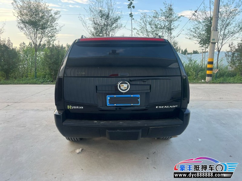 13年凯迪拉克凯雷德SUV抵押车出售