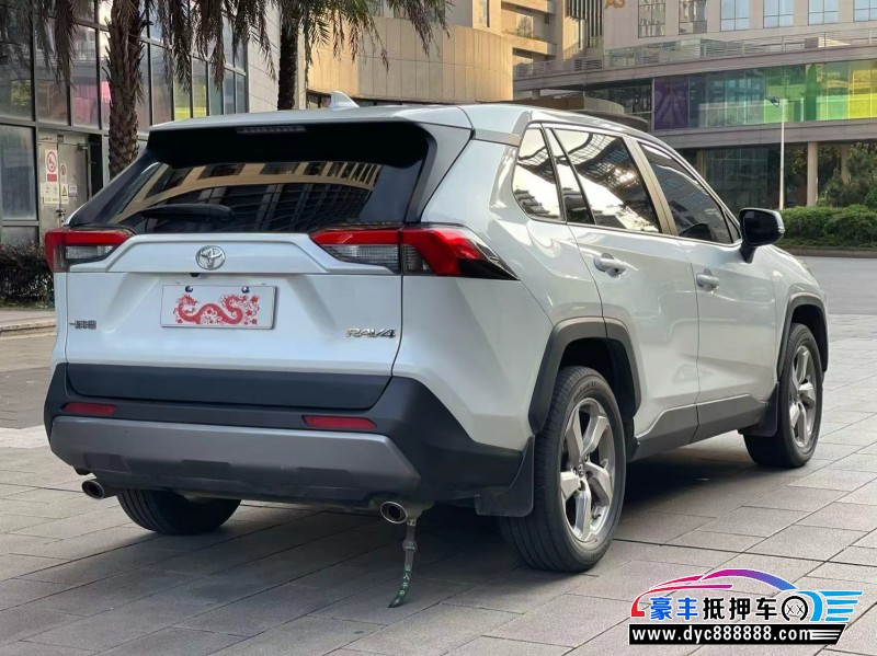 23年丰田RAV4轿车抵押车出售
