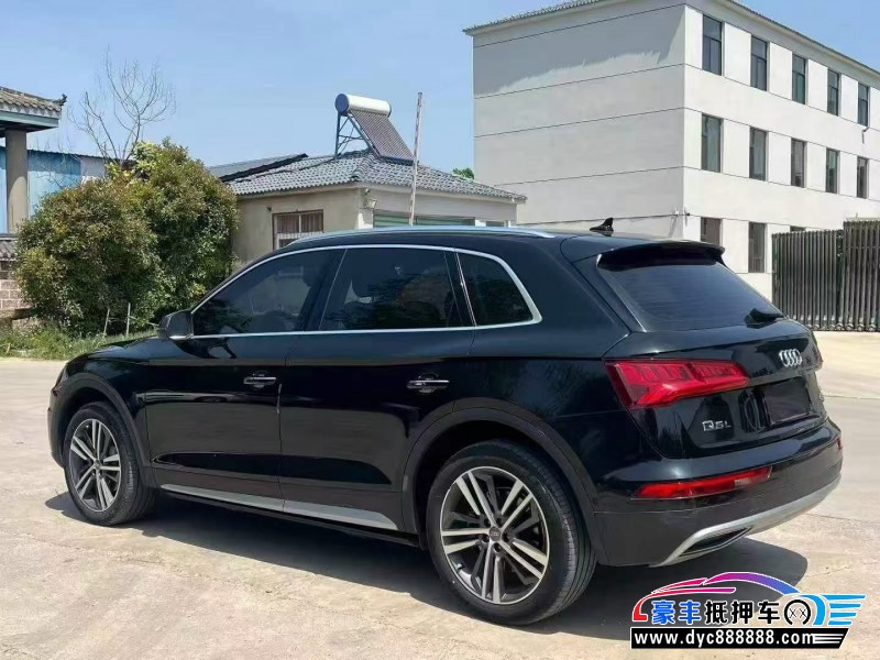 21年奥迪Q5轿车抵押车出售