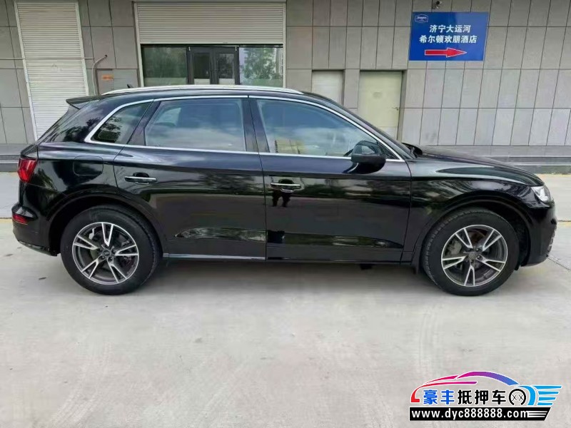 21年奥迪Q5轿车抵押车出售