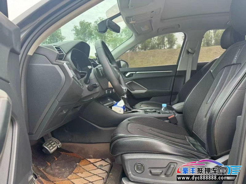 21年奥迪Q3轿车抵押车出售