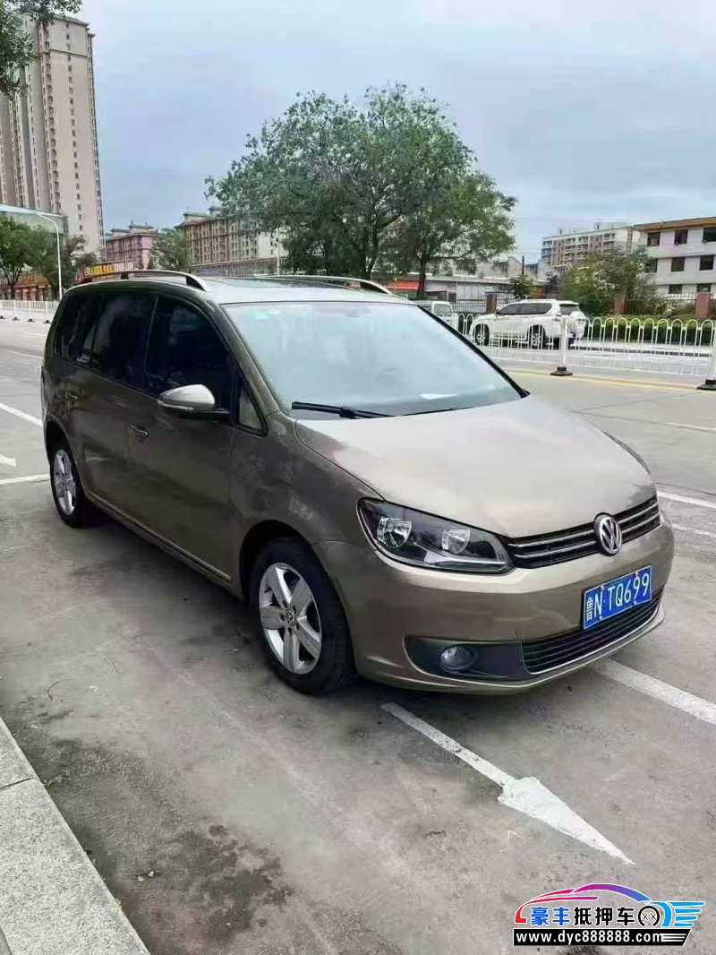 16年大众途安轿车抵押车出售