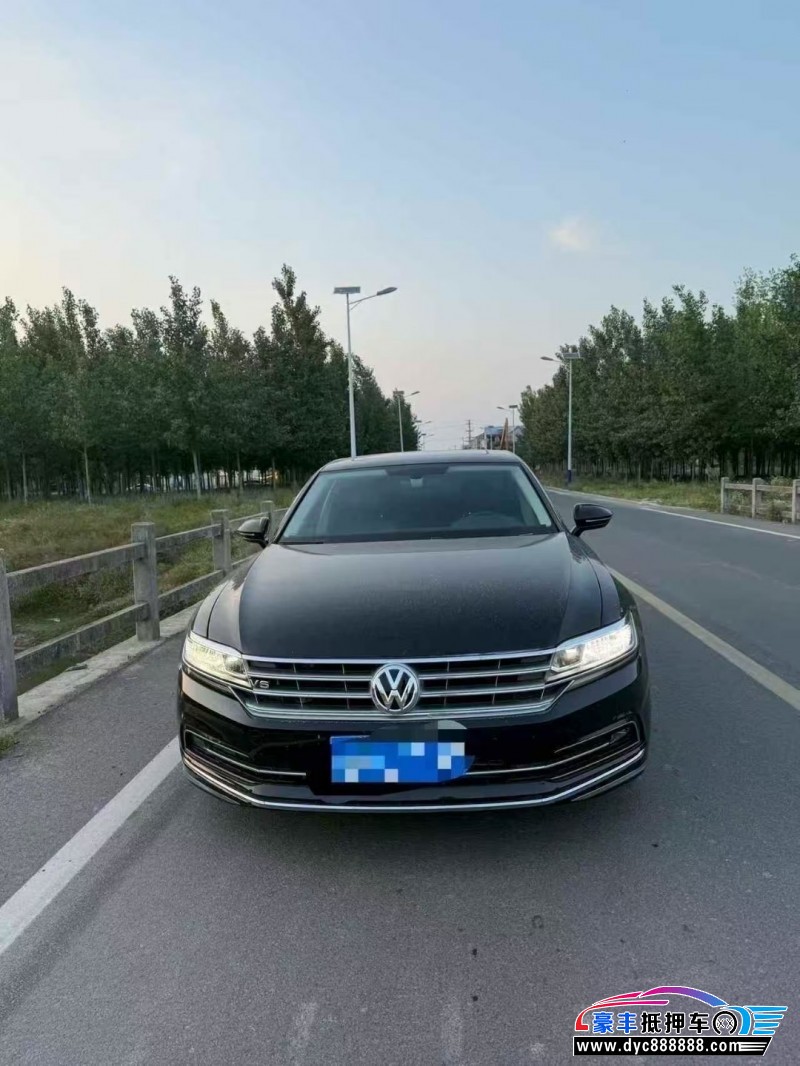 抵押车出售18年大众辉昂轿车