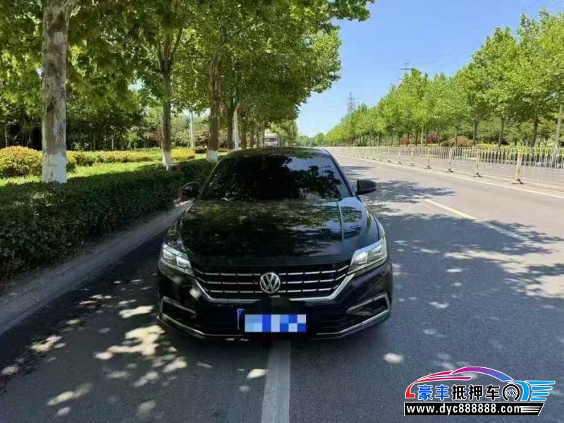 抵押车出售21年大众帕萨特轿车