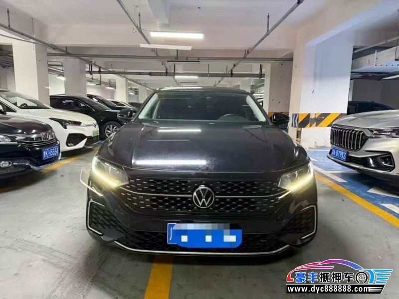 抵押车出售22年大众帕萨特轿车