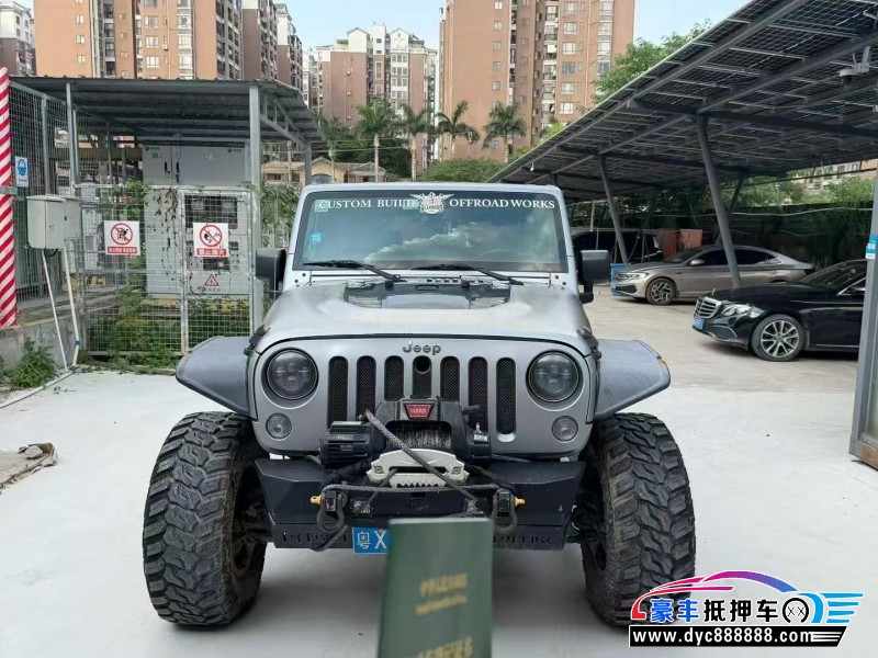 14年Jeep牧马人轿车抵押车出售
