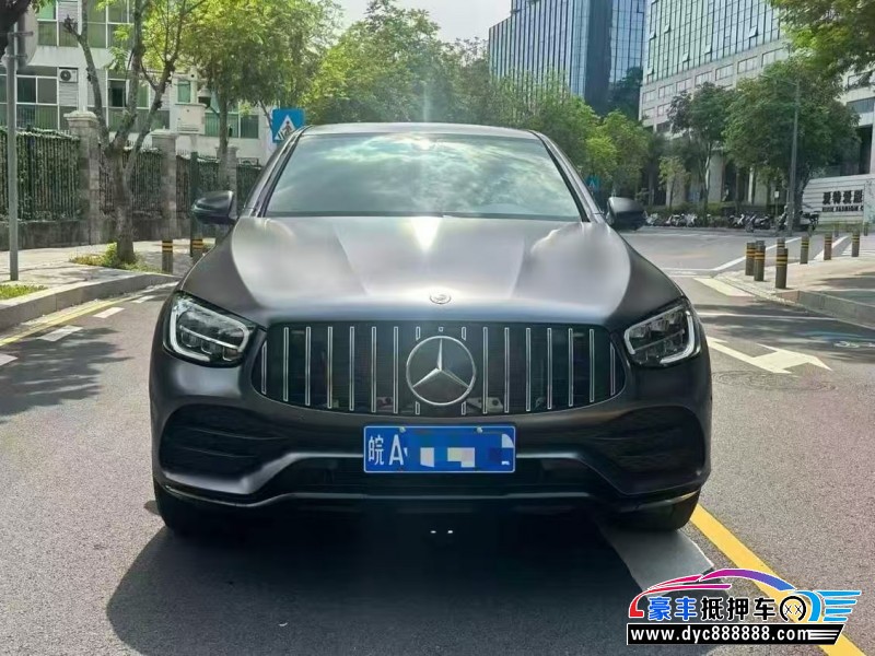 22年奔驰GLC轿车抵押车出售