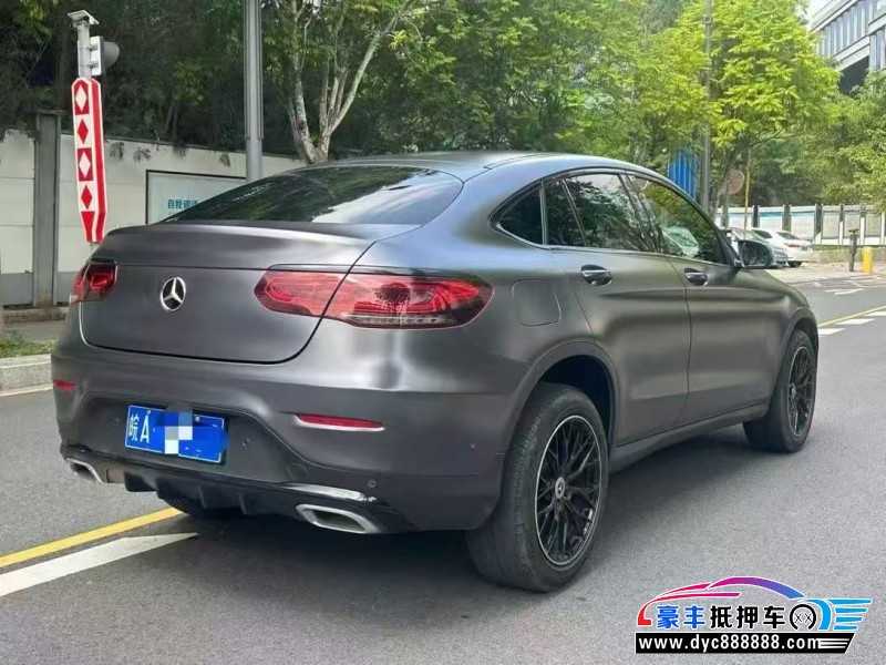 22年奔驰GLC轿车抵押车出售