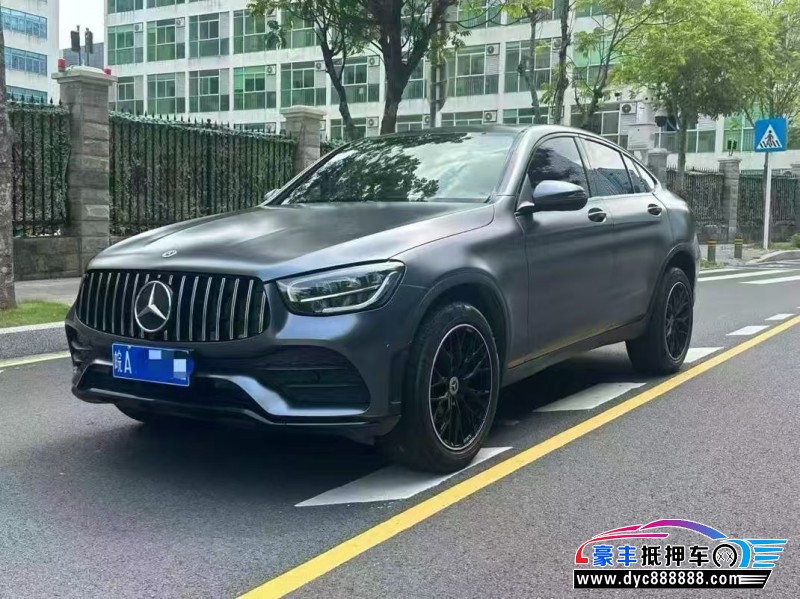 22年奔驰GLC轿车抵押车出售