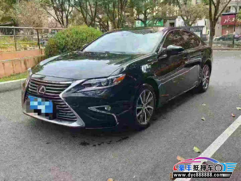 17年雷克萨斯ES轿车抵押车出售