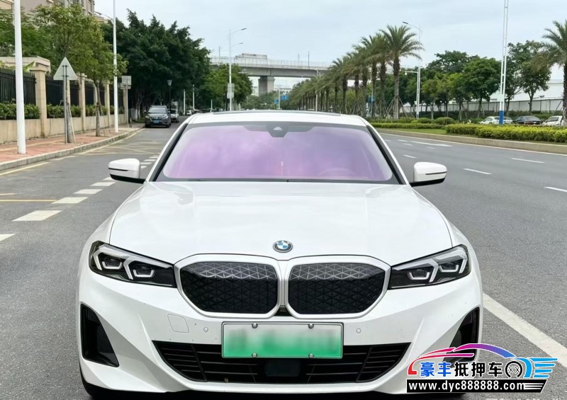 抵押车出售25年宝马i3轿车