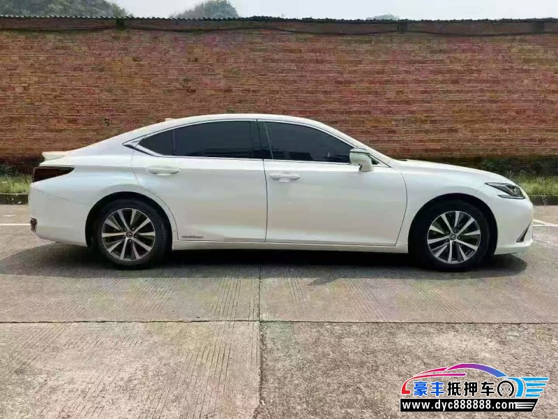 21年雷克萨斯ES轿车抵押车出售