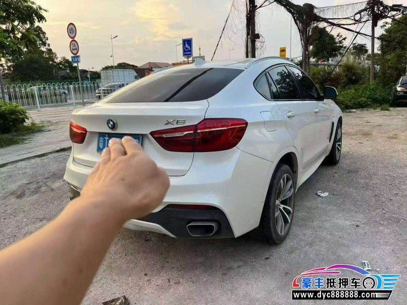 17年宝马X6轿车抵押车出售