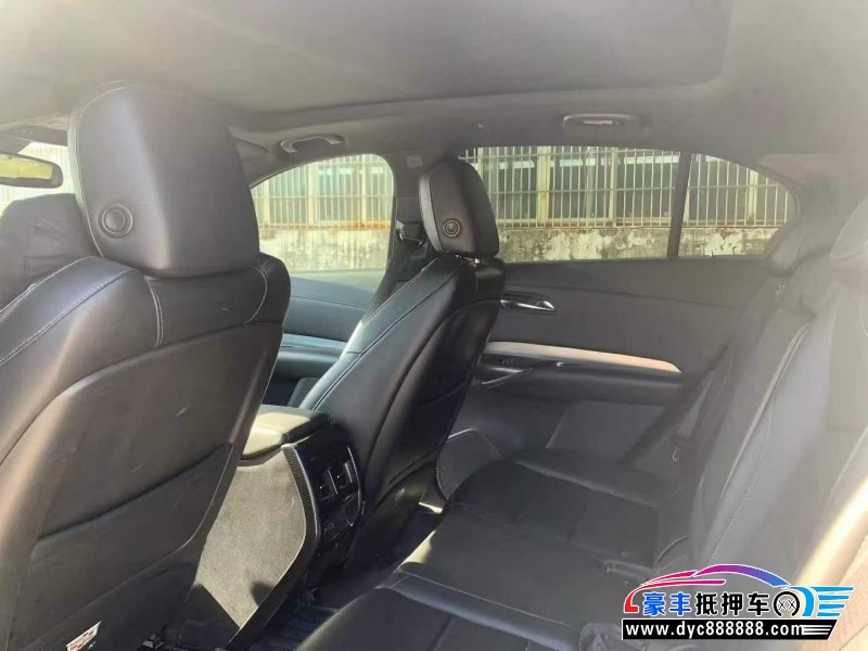 19年凯迪拉克XT4轿车抵押车出售