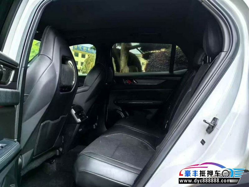 21年领克01轿车抵押车出售