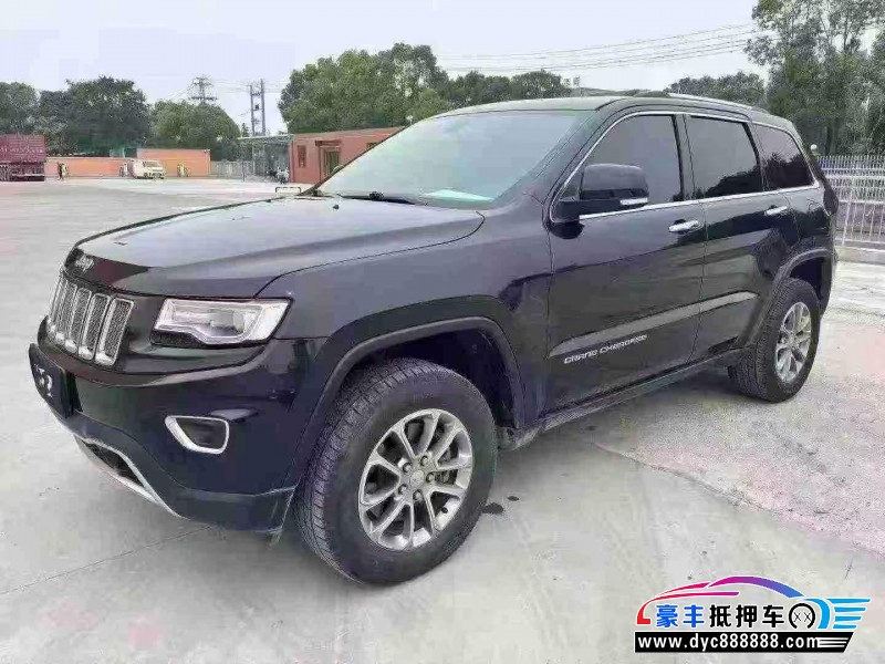14年Jeep切诺基轿车抵押车出售