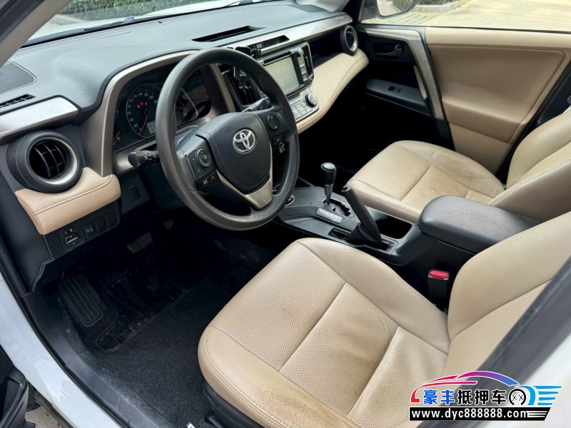 15年丰田RAV4轿车抵押车出售