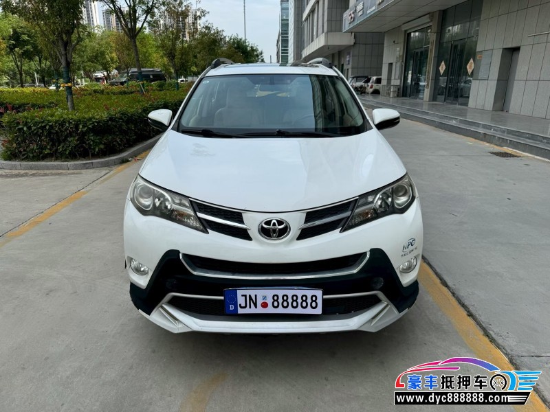 15年丰田RAV4轿车抵押车出售