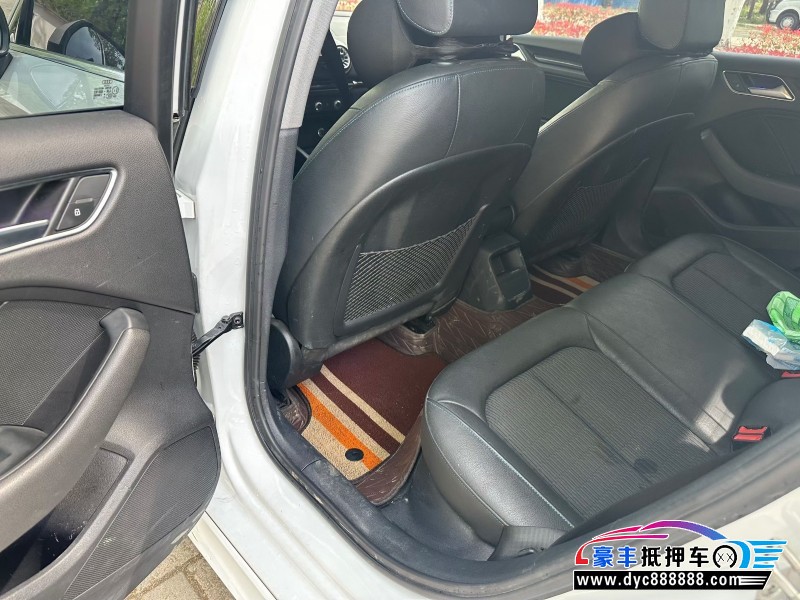 20年奥迪A3轿车抵押车出售
