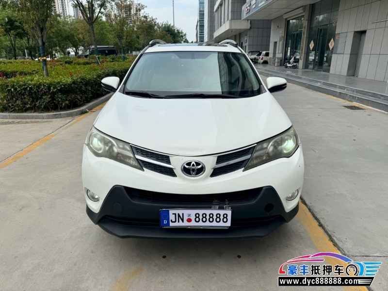 抵押车出售14年丰田RAV4轿车