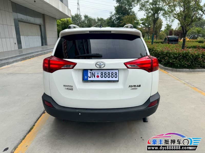 14年丰田RAV4轿车抵押车出售