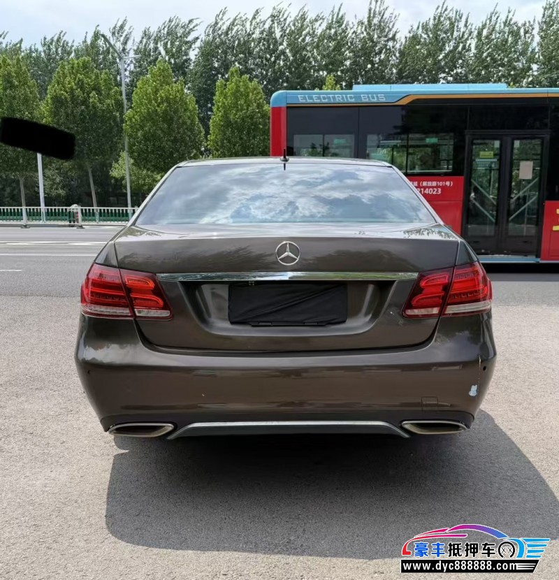 15年奔驰E轿车抵押车出售