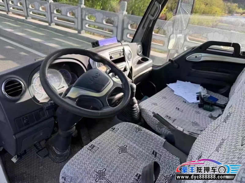19年江淮骏铃轿车抵押车出售