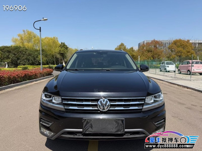 抵押车出售19年大众途观轿车