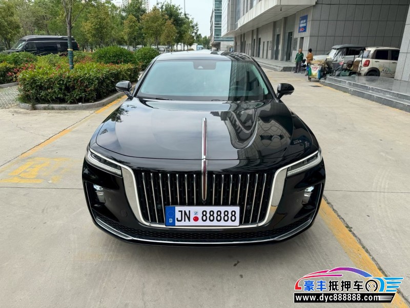 抵押车出售24年红旗H9轿车