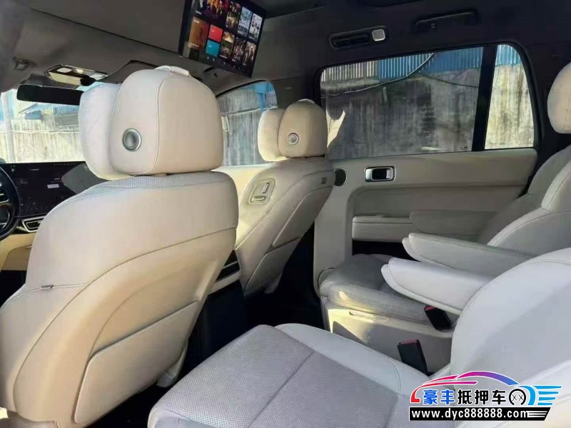 23年理想L9轿车抵押车出售