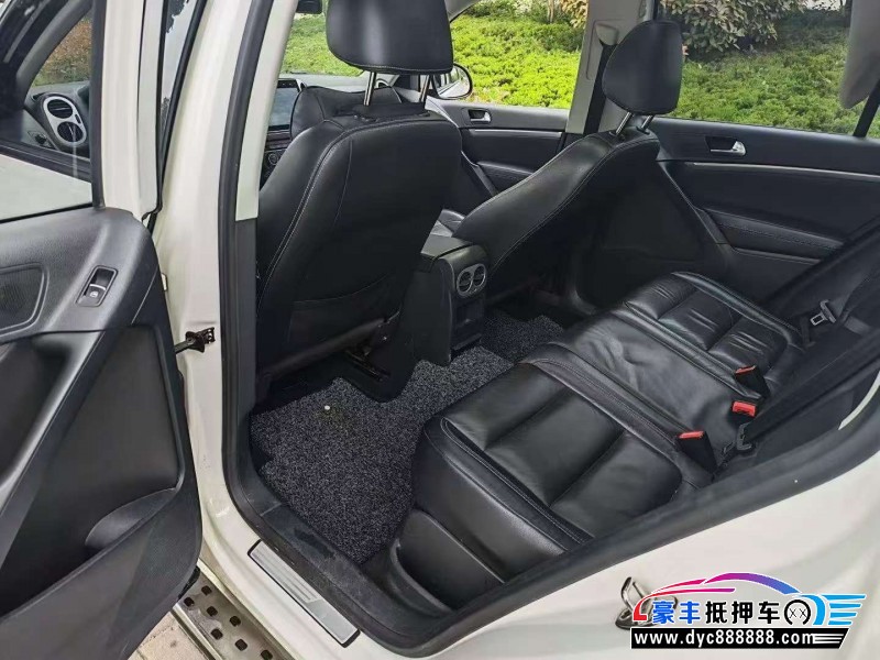 17年大众途观轿车抵押车出售