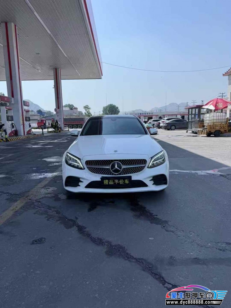 21年奔驰C轿车抵押车出售