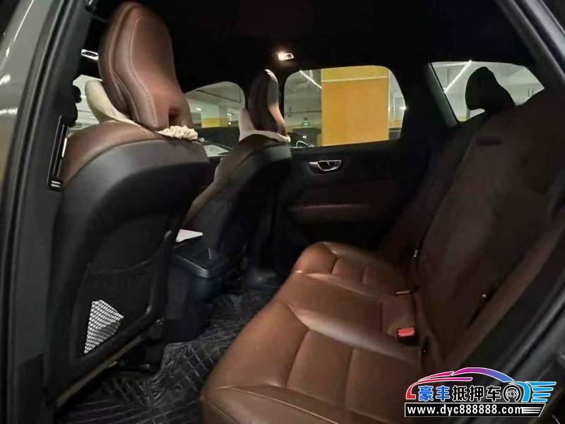 20年沃尔沃XC60轿车抵押车出售