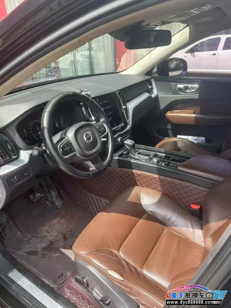 18年沃尔沃XC60轿车抵押车出售