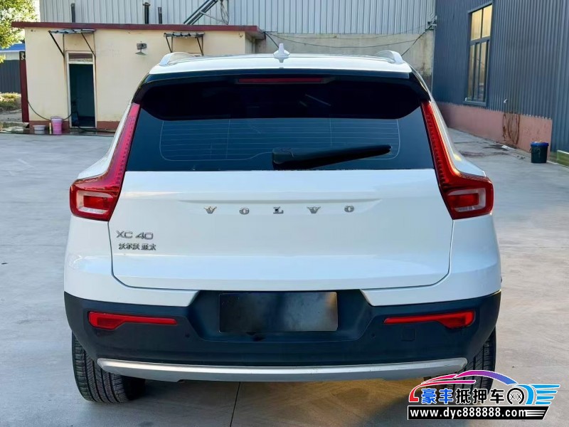21年沃尔沃XC40轿车抵押车出售