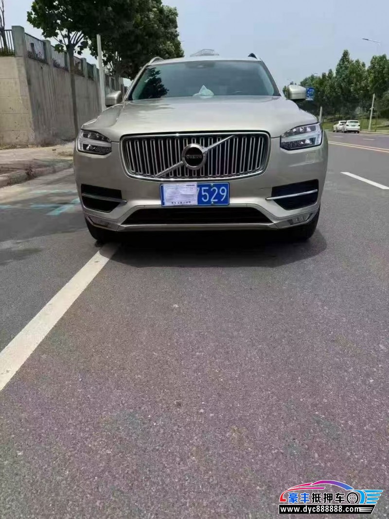 17年沃尔沃XC90轿车抵押车出售