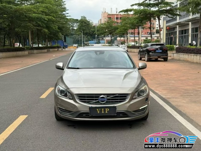 16年沃尔沃S60轿车抵押车出售